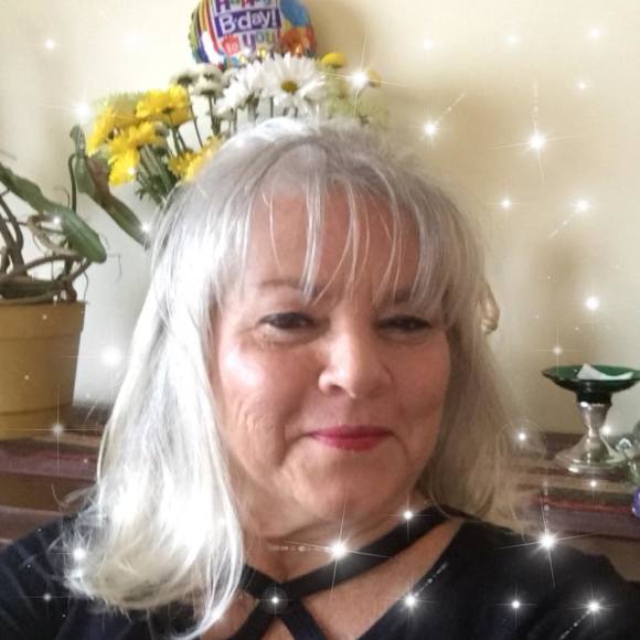 Meet your Posher, Cherry - Picture 1 of 1